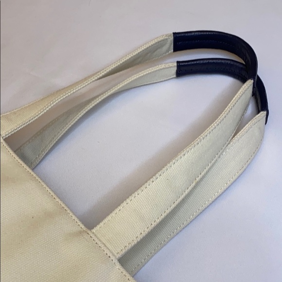 Draper James Dolly Tote - Picture 8 of 15